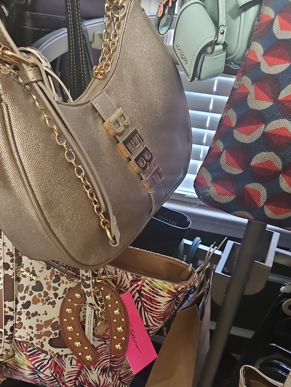 UNLISTED INVENTORY FOR LIVE POSH SHOWS - Picture 14 of 16